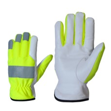 yellow gloves Size 10 326510